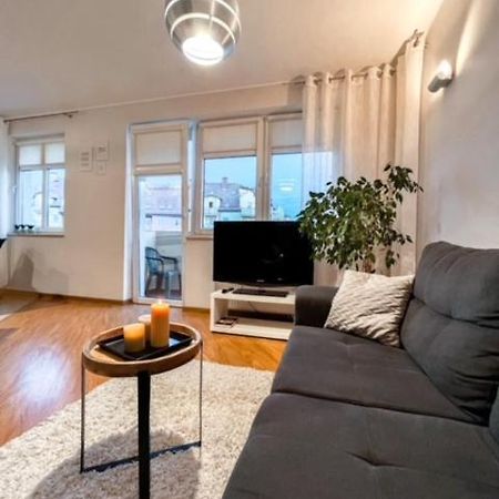Apartament Hanna Kolobrzeg Exterior photo